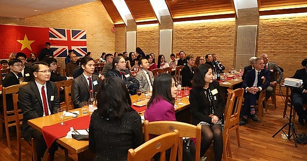 Hội sinh viên Việt Nam tại thành phố Oxford đón Tết cổ truyền | Người Việt bốn phương | Vietnam+ (VietnamPlus)