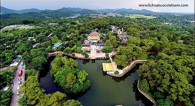 Hình ảnh nhìn Lăng Tự Đức từ trên cao xuống (Ảnh: ST)