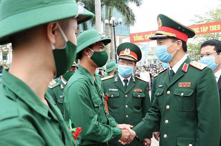 Các đơn vị được giao nhiệm vụ tiếp nhận công dân nhập ngũ được chỉ đạo chặt chẽ, phù hợp với diễn biến tình hình dịch Covid-19. 
