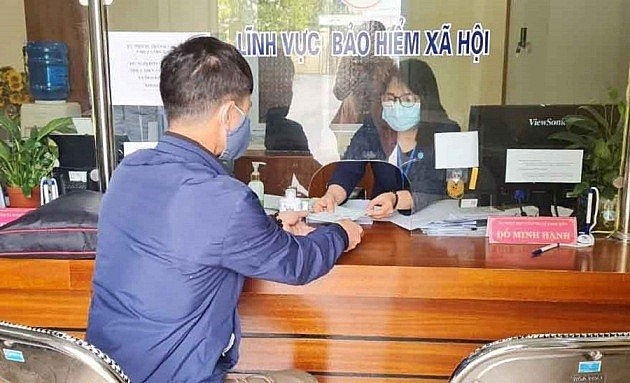 Phấn đấu đến năm 2030 đạt 60% lực lượng lao động tham gia bảo hiểm xã hội.