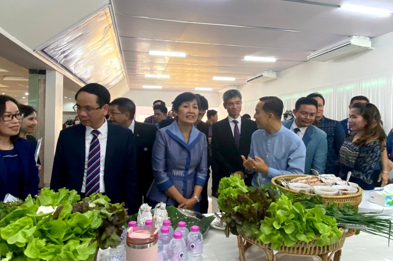 Tỉnh Quảng Bình và Sakon Nakhon (Thái Lan) tăng cường hợp tác ảnh 1