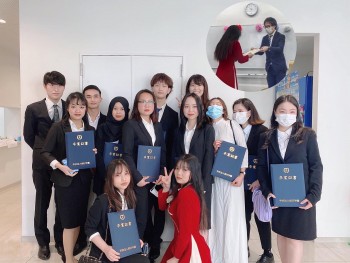 to chuc tra lai tuoi tho giup co gai quang ngai viet tiep uoc mo