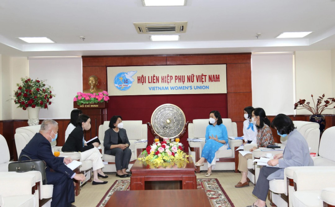 Quang cảnh buổi làm việc. (Ảnh: Báo Phụ nữ Việt Nam)