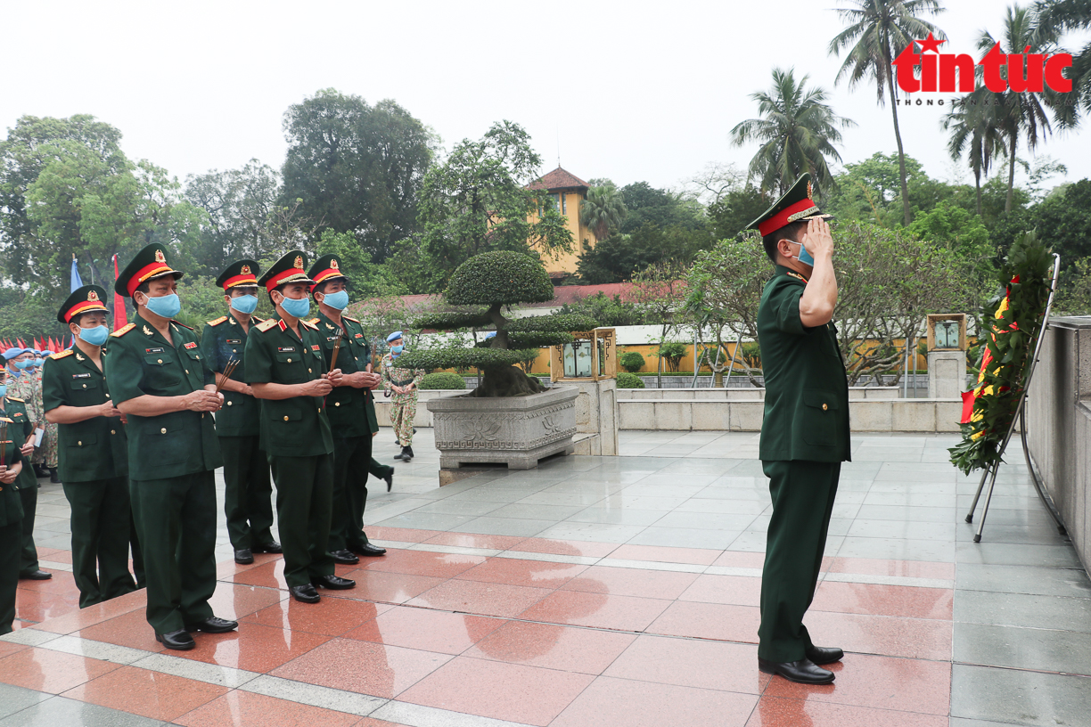 Cục Gìn giữ hòa bình Việt Nam phát động thi đua trước khi lên đường làm nhiệm vụ tại Liên hợp quốc Chú thích ảnh