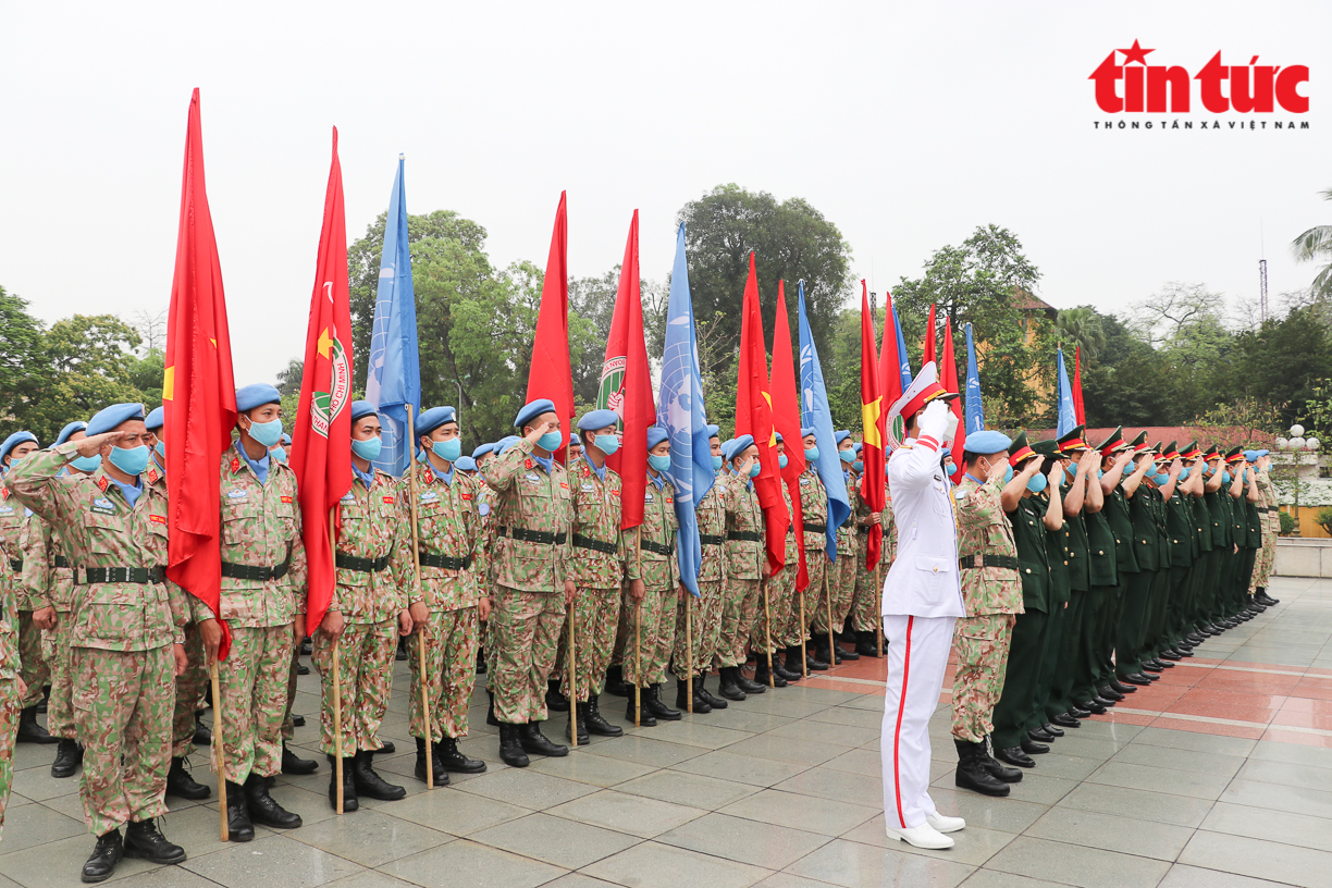 Cục Gìn giữ hòa bình Việt Nam phát động thi đua trước khi lên đường làm nhiệm vụ tại Liên hợp quốc Chú thích ảnh