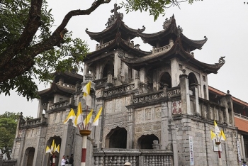 chiem nguong quan the doc dao cua nha tho phat diem