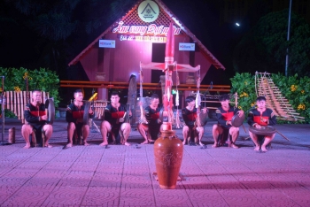 Đắk Lắk khôi phục biểu diễn cồng chiêng phục vụ du khách
