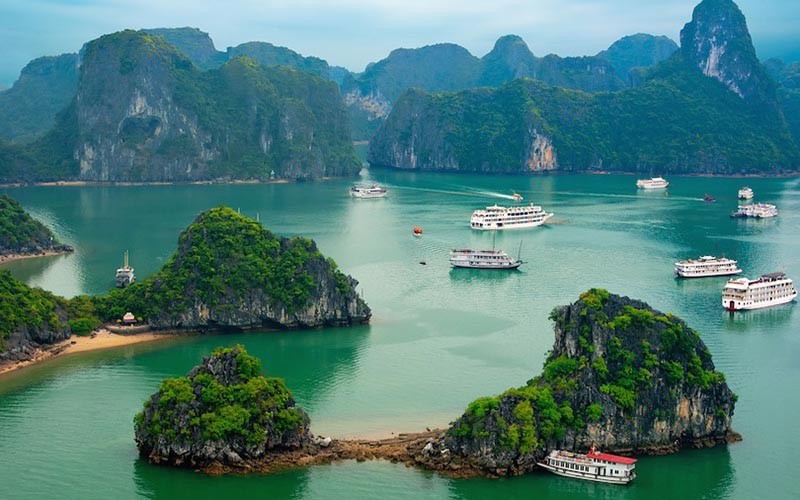 Vịnh Hạ Long. 