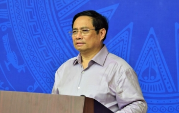 Thủ tướng: Không ai an toàn khi còn người mắc COVID-19