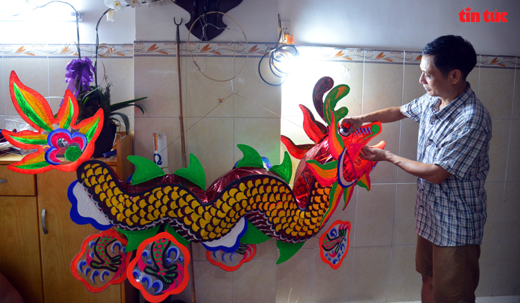 TP Hồ Chí Minh: Làng lồng đèn truyền thống Phú Bình nhộn nhịp mùa Trung thu Chú thích ảnh