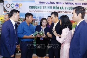 Khai mạc Hội chợ thương mại Việt - Lào 2022