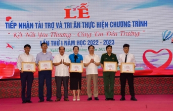 Nghệ An: Hơn 6,3 tỷ đồng ủng hộ Chương trình "Kết nối yêu thương - cùng em đến trường"