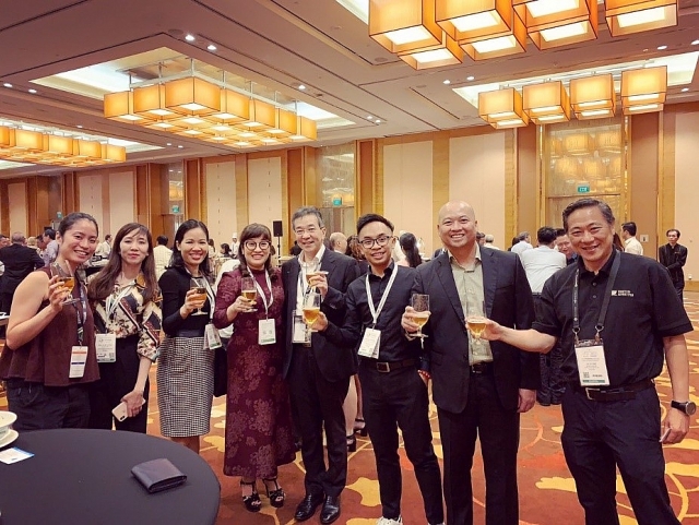 nha phat trien cong trinh xanh phuc khang corporation tham du tuan le moi truong xay dung quoc te tai singapore
