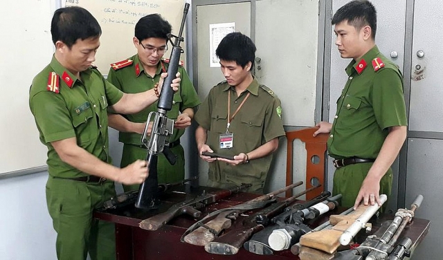 tphcm tang cuong quan ly vu khi vat lieu no va cong cu ho tro