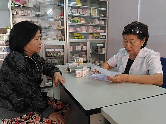 phong kham tu thien hon 20 nam cua cac bac si nghi huu