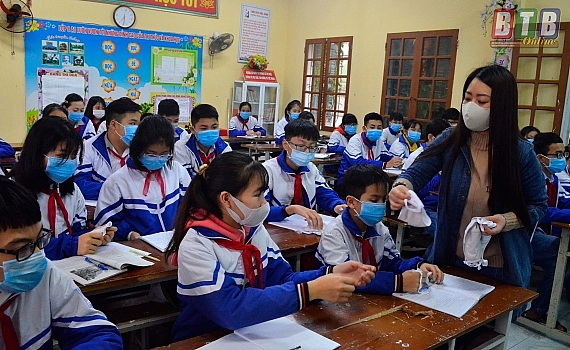 tphcm kien nghi cung cap mien phi khau trang giao vien nhan vien va hoc sinh