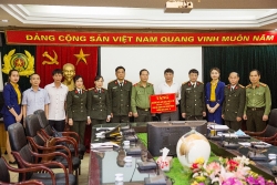 tham my vien ngoc dung ung ho 2 ty dong chong dich covid 19