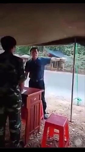 pho chu tich hdnd huyen hon quan xin loi cu tri va xin tu chuc
