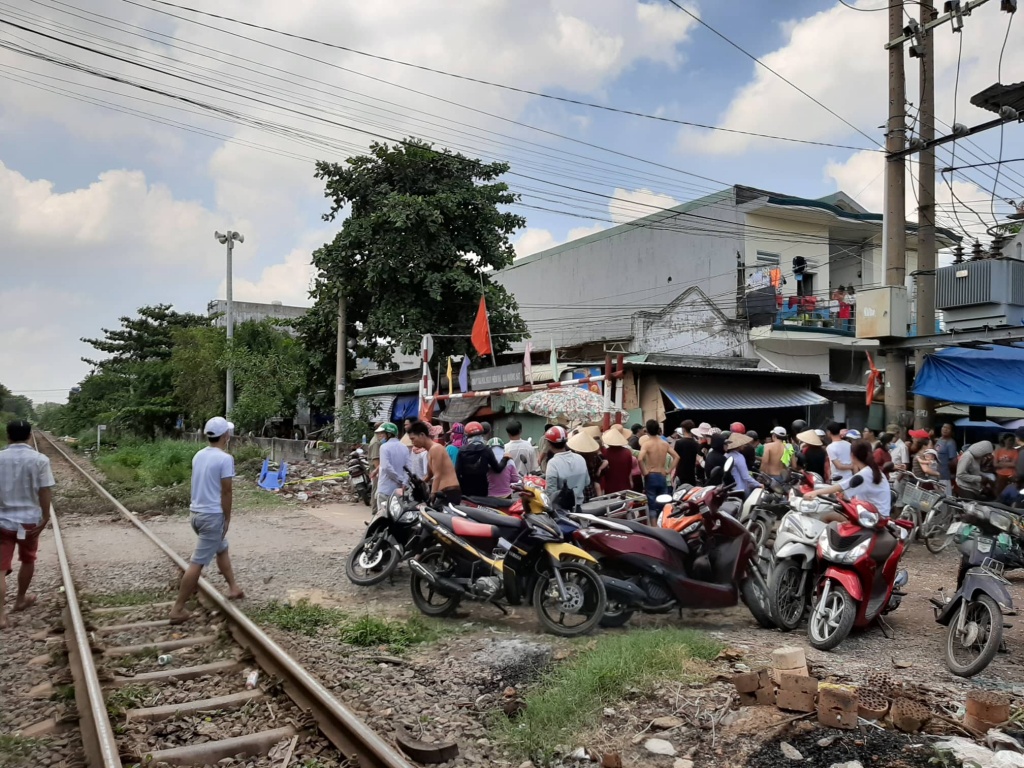 Vụ thảm án ba người chết ở Bình Dương: Danh tính cặp vợ chồng và đứa con gần 4 tuổi