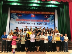 binh phuoc diem hen thanh nien viet nam lao campuchia tim hieu van hoa cac nuoc