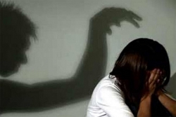 Truy tố ông lão 63 tuổi dâm ô bé gái 7 tuổi