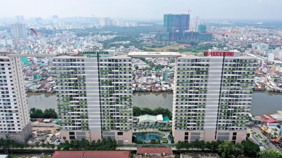 hop long cau day vang noi lien sky park 5000m2 tai du an diamond lotus riverside