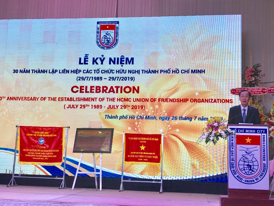 chu tich vufo nguyen phuong nga gan hoat dong hoa binh huu nghi voi thu hut dau tu
