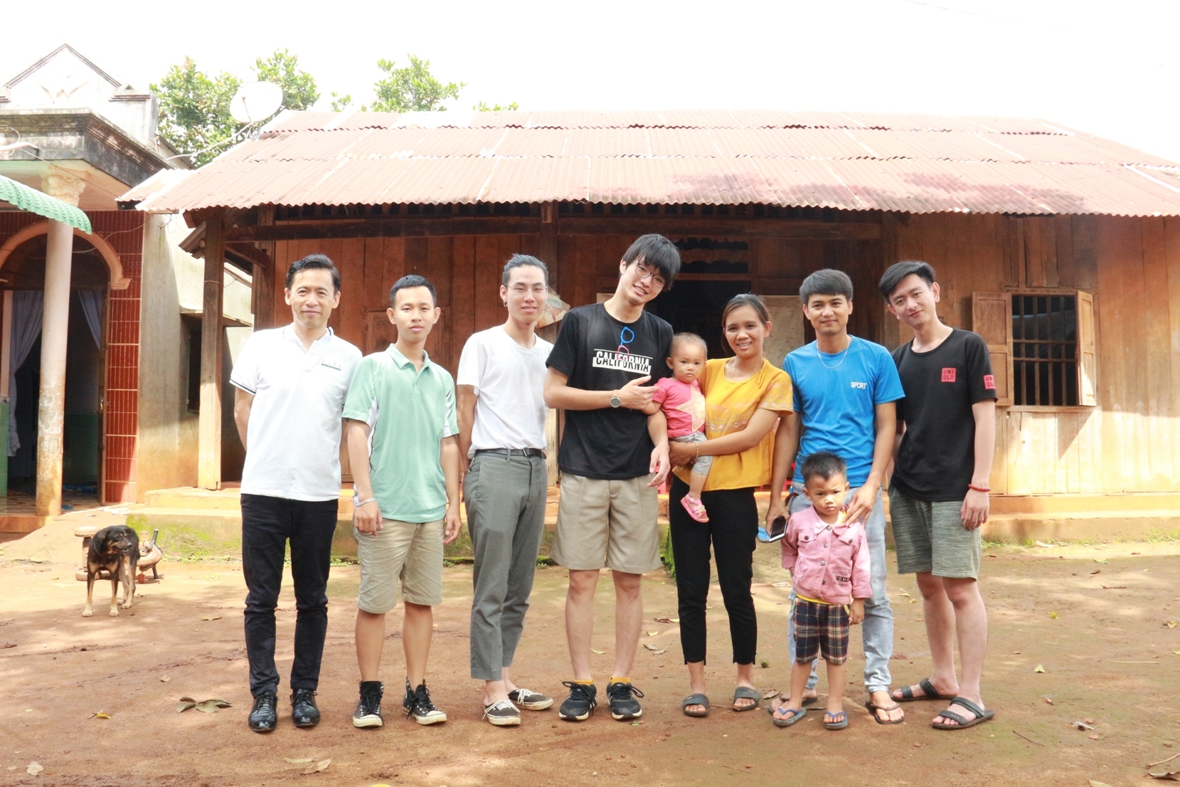 thanh nien viet nam nhat ban chung tay to tham tinh huu nghi