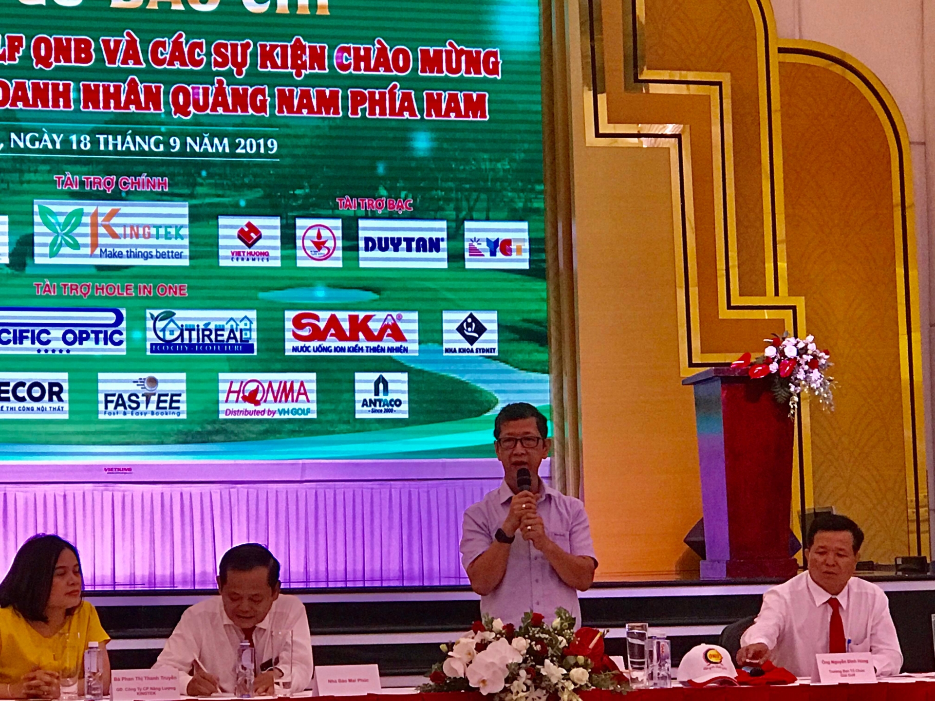 59 ty dong la tong giai thuong cho giai golf qnb