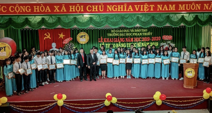 novaland thuc hien trach nhiem xa hoi tai binh thuan song hanh cung giao duc dao tao