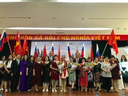 HUFO họp mặt kỷ niệm 102 năm Cách mạng tháng 10 Nga vĩ đại