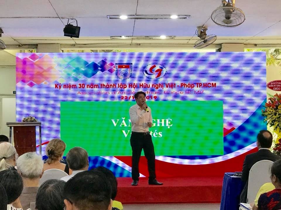 30 nam thanh lap hoi huu nghi viet phap tphcm tiep tuc tap hop cac ban tre lam cau noi huu nghi