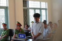 long an tai xe xe dau keo tong 21 xe may dung den do bi tuyen 12 nam tu