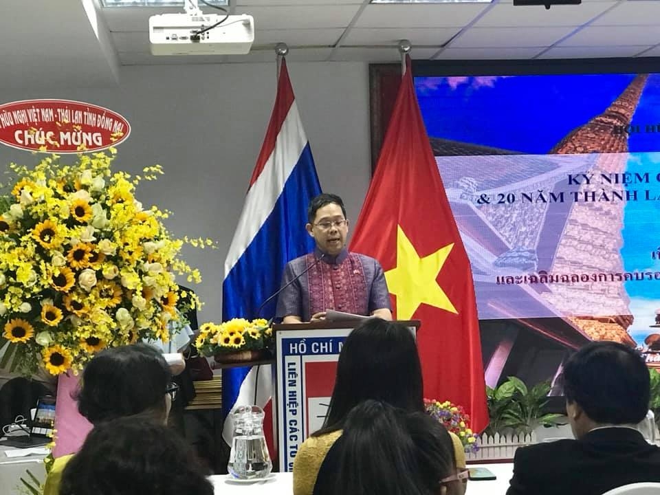 ong apirat sugondhabhirom quan he nhan dan la nen tang phat trien giua thai lan va viet nam