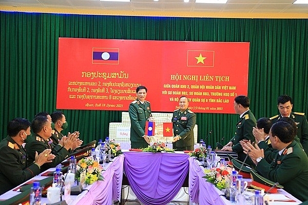 Hội nghị liên tịch giữa Quân khu 2  với các đơn vị quân đội các tỉnh Bắc Lào
