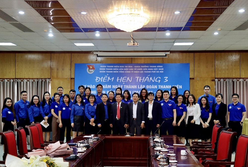 Đoàn thanh niên 3 cơ quan phối hợp tuyên truyền về truyền thống vẻ vang của Đoàn TNCS Hồ Chí Minh