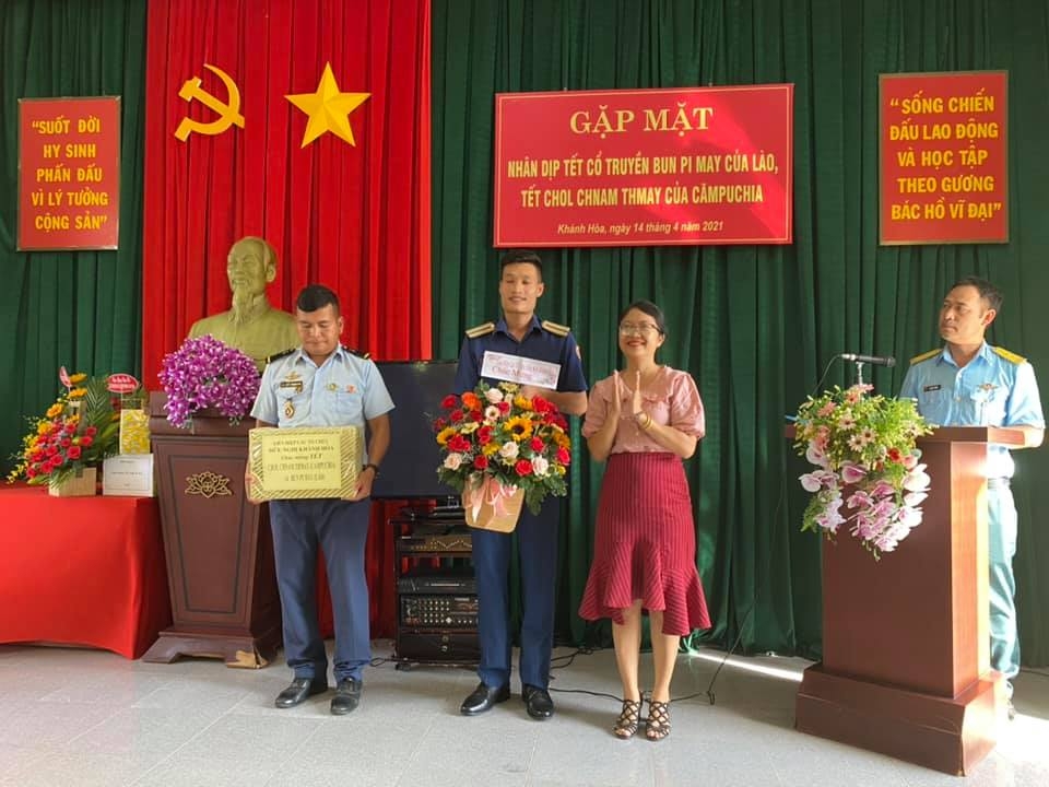 Giao lưu bóng chuyền 3 nước Việt Nam - Lào - Campuchia tại Khánh Hòa nhân dịp Tết cổ truyền