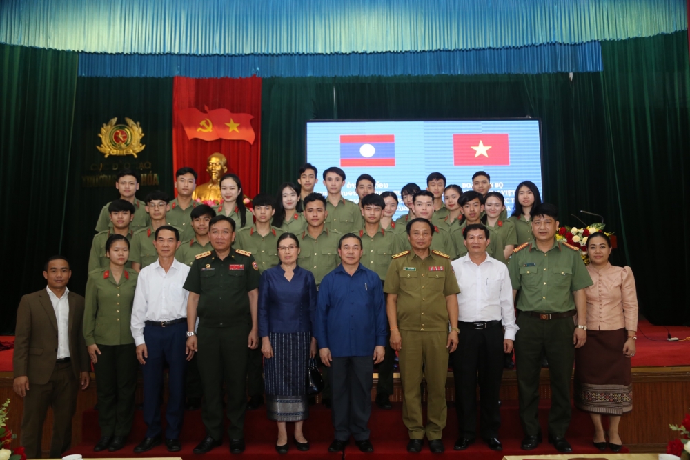 Đại sứ quán Lào đánh giá cao Đại học Sư phạm Thái Nguyên, trường Văn hóa I trong đào tạo học sinh, sinh viên nước bạn