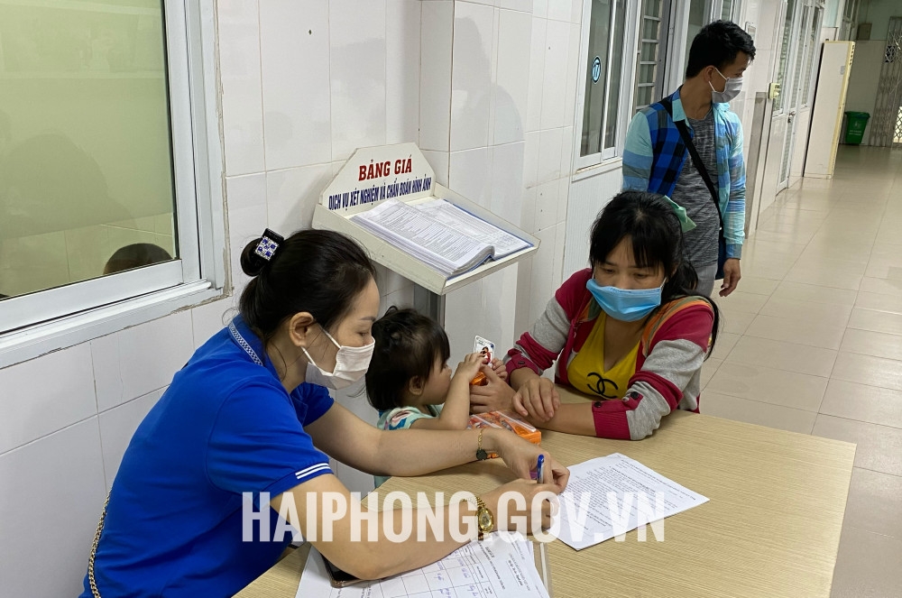 Khám sàng lọc tim miễn phí cho 131 trẻ em Hải Phòng