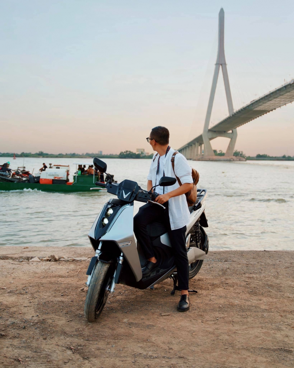 Quán quân “Không đi xa thì ta đi gần”: “Làm du khách tại chính quê mình!” Quán quân “Không đi xa thì ta đi gần”: “Làm du khách tại chính quê mình!”