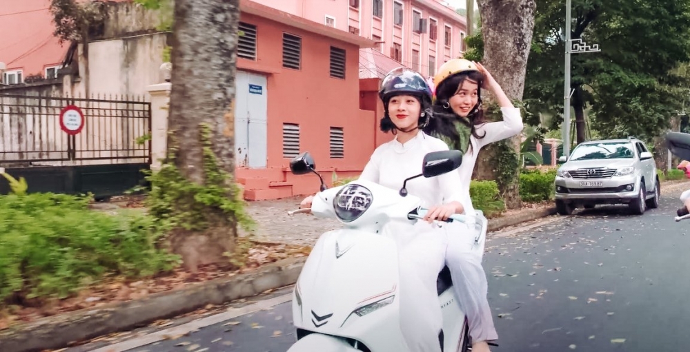 Quán quân “Không đi xa thì ta đi gần”: “Làm du khách tại chính quê mình!” Quán quân “Không đi xa thì ta đi gần”: “Làm du khách tại chính quê mình!”