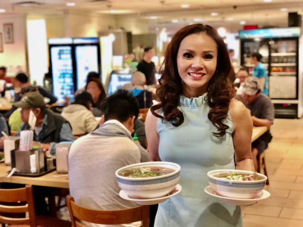 Hoa hậu Doanh nhân Ninh Nguyễn và khát vọng mang Phở Việt Nam đến với nước Mỹ