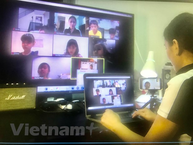 Soi day noi lien van hoa Viet Nam tai dat nuoc Malaysia hinh anh 3