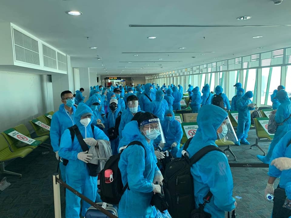 Đưa 182 người Việt Nam mắc kẹt tại Myanmar về nước an toàn
