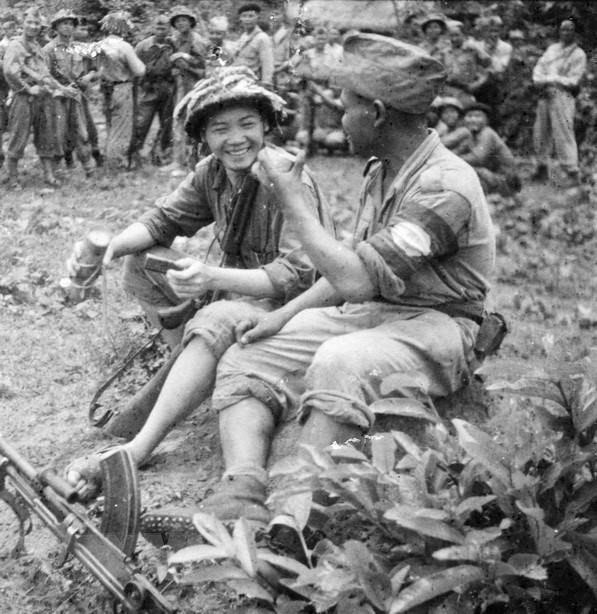 [Photo] Quan hệ hữu nghị vĩ đại, đoàn kết đặc biệt Việt Nam-Lào | Chính trị | Vietnam+ (VietnamPlus)