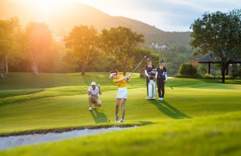 Vietnam Airlines và Vinpearl tiên phong khởi động mô hình du lịch  khép kín với giải golf “Green Journey to Phú Quốc”