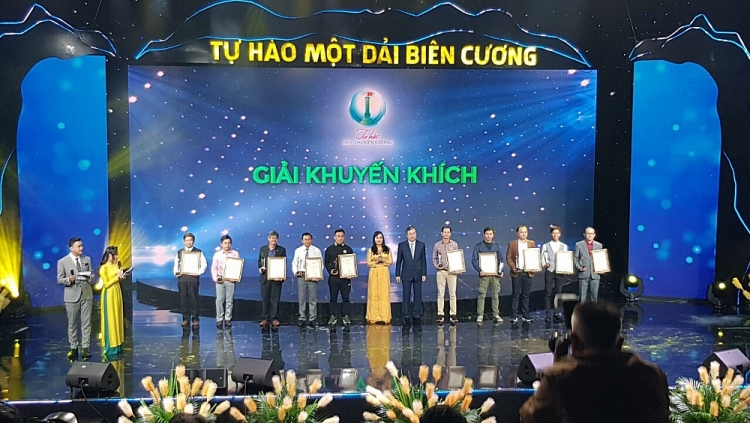 745 tác giả từ 63 tỉnh, thành phố tham gia cuộc thi ảnh “Tự hào một dải biên cương