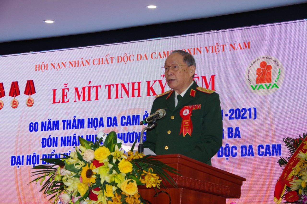 Hội Nạn nhân chất độc da cam Việt Nam đón nhận Huân chương Lao động hạng Ba