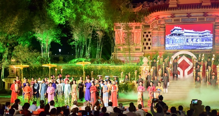 an tuong tinh hoa nghe viet trong dem khai mac festival nghe truyen thong hue
