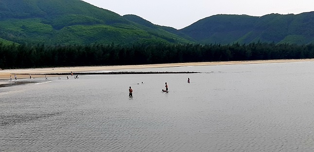 me man ngam bien ve hoang so loc binh o co do hue